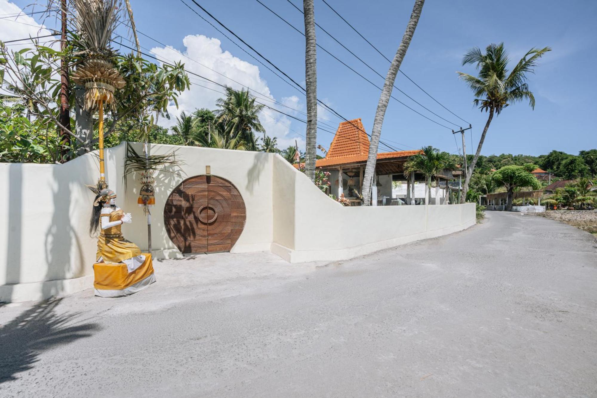Sunset House Ceningan, 10 Person Beachview Private Villa Lembongan Exterior photo