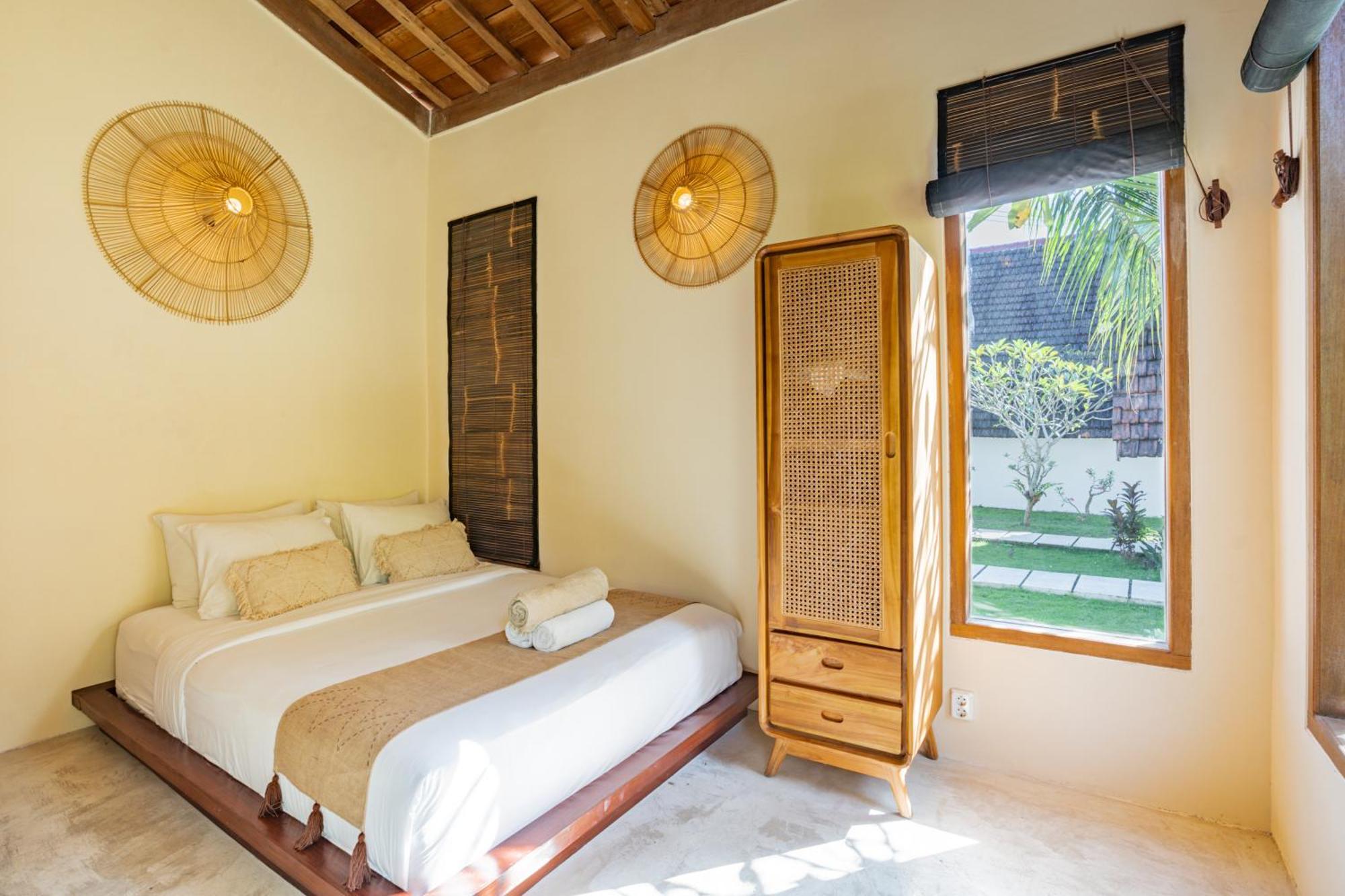 Sunset House Ceningan, 10 Person Beachview Private Villa Lembongan Exterior photo