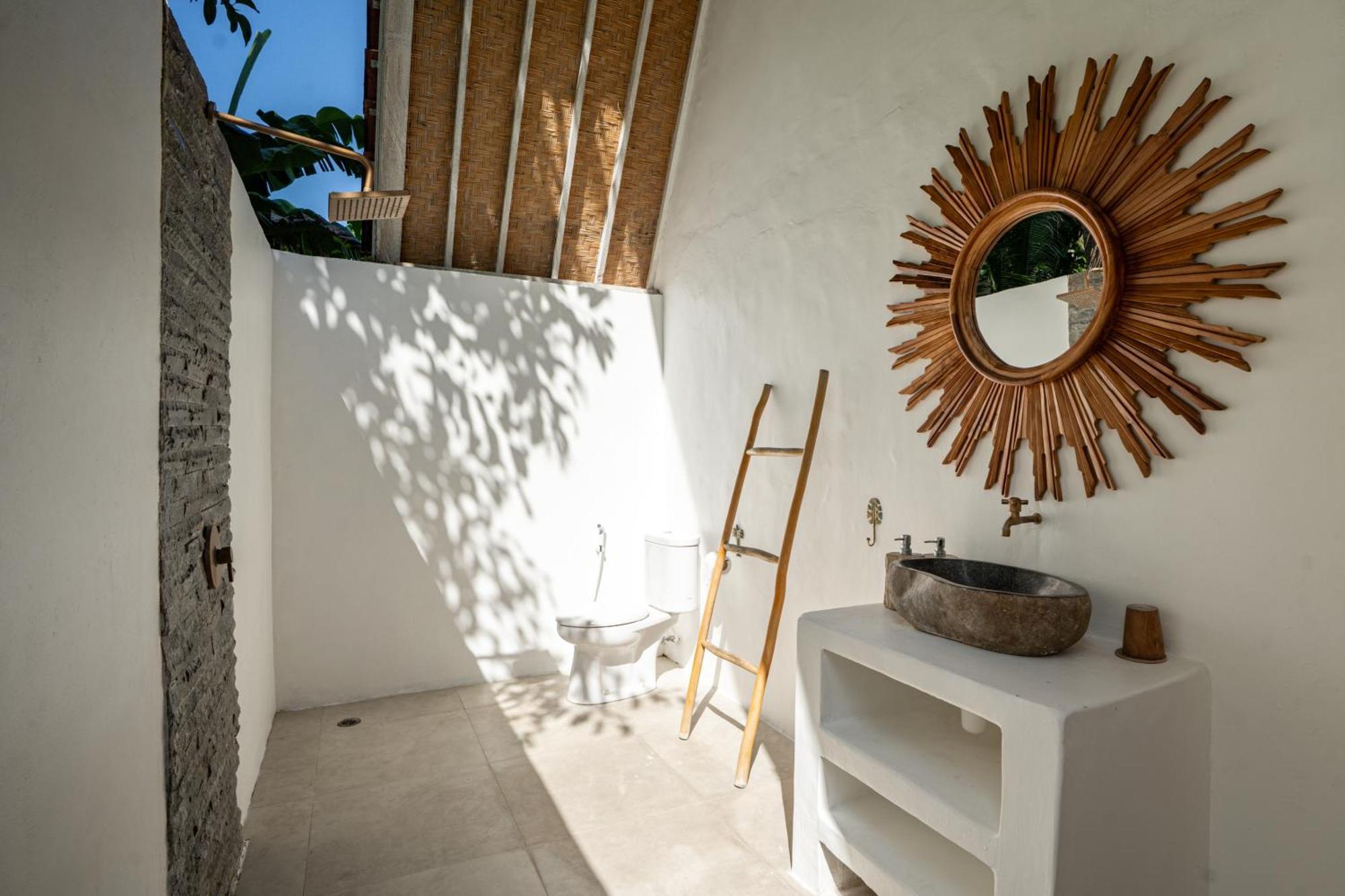 Sunset House Ceningan, 10 Person Beachview Private Villa Lembongan Exterior photo