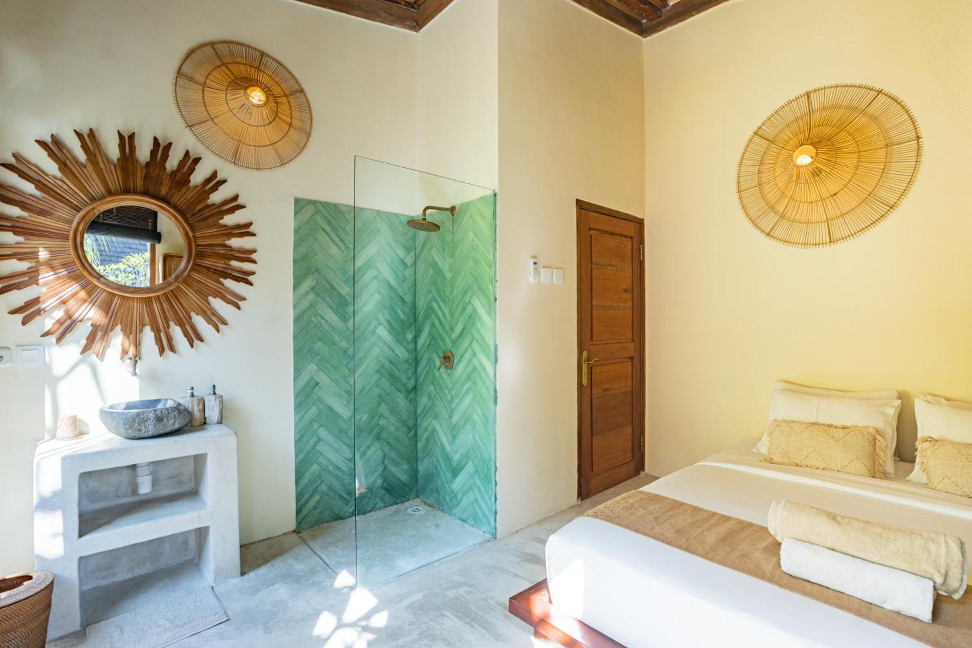 Sunset House Ceningan, 10 Person Beachview Private Villa Lembongan Exterior photo