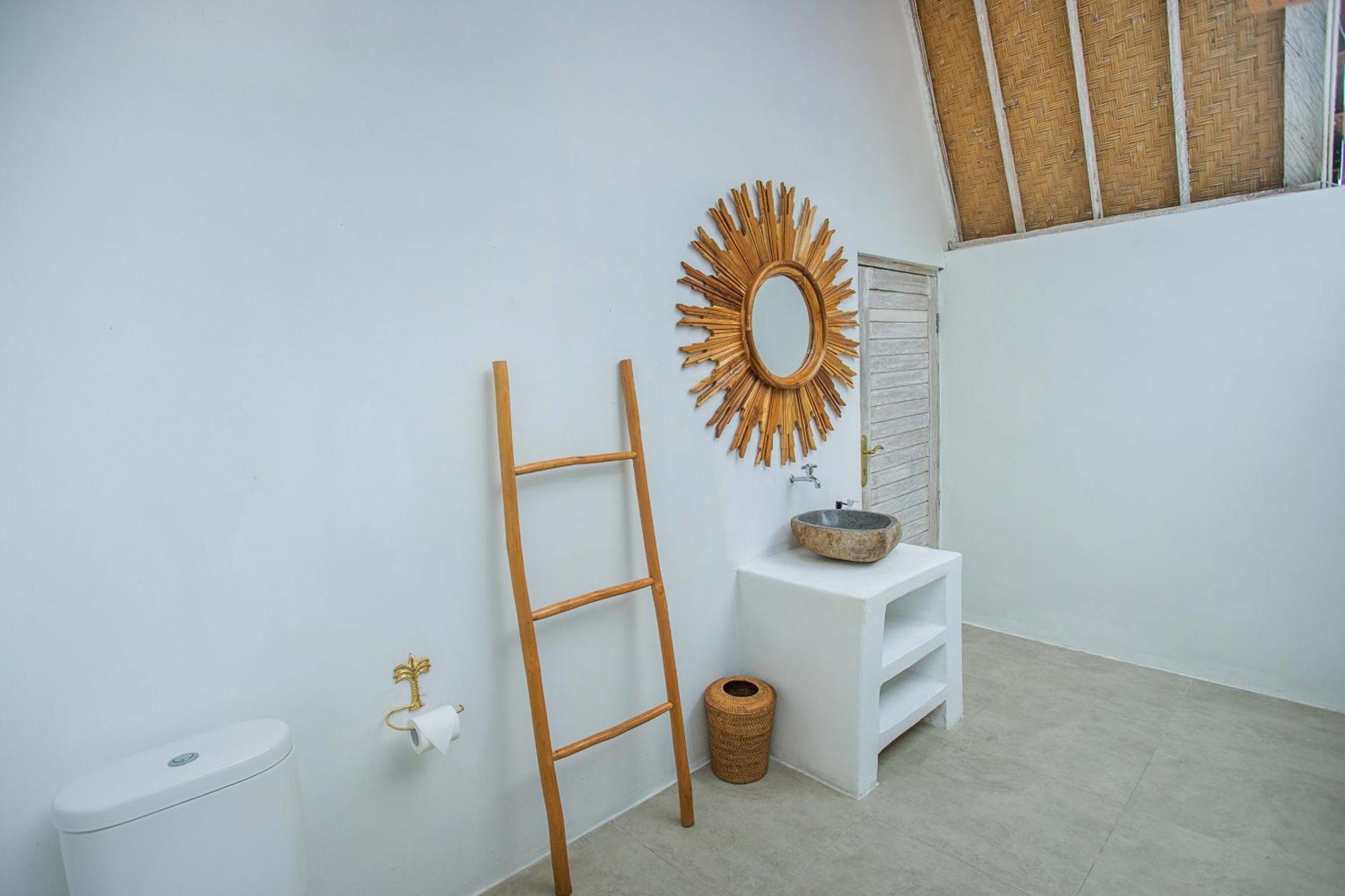 Sunset House Ceningan, 10 Person Beachview Private Villa Lembongan Exterior photo