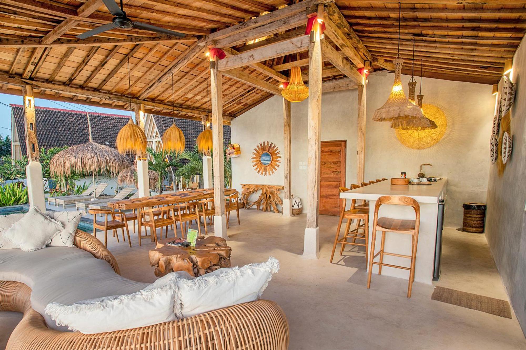 Sunset House Ceningan, 10 Person Beachview Private Villa Lembongan Exterior photo