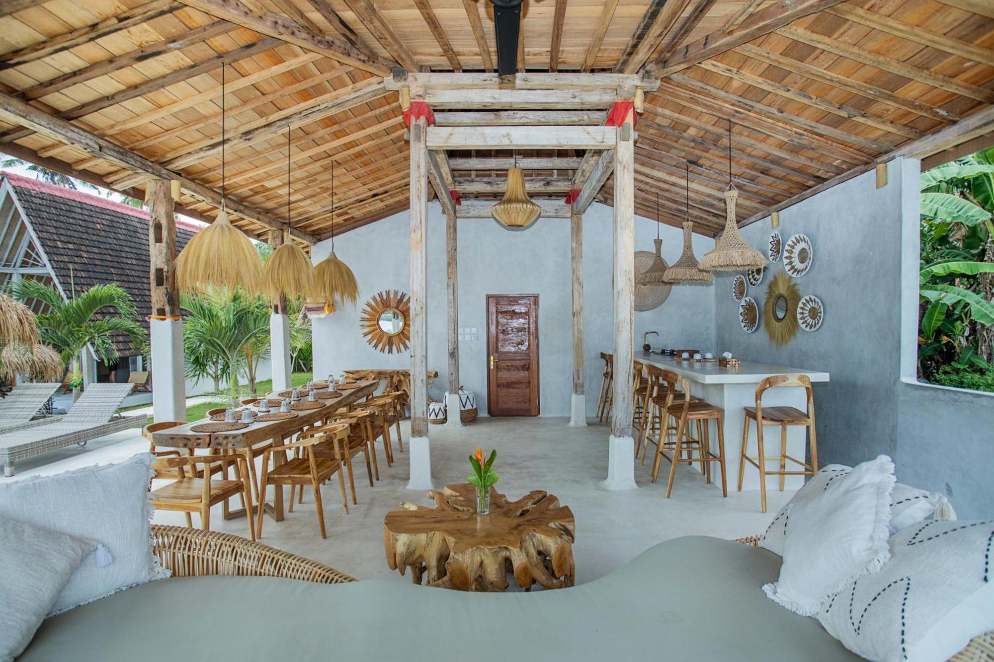 Sunset House Ceningan, 10 Person Beachview Private Villa Lembongan Exterior photo